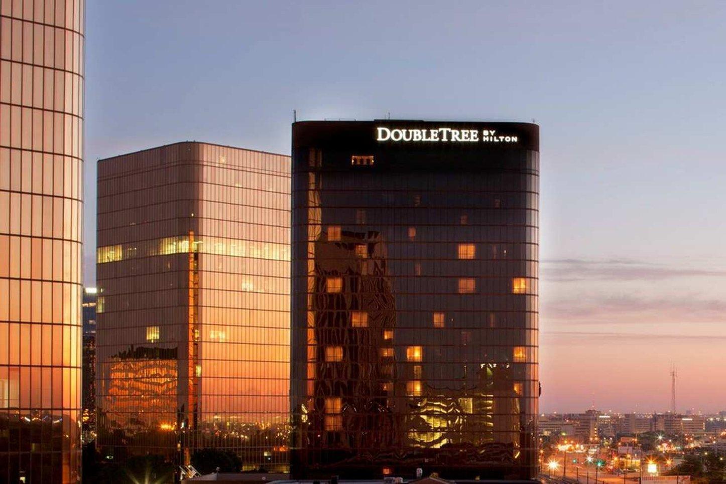 Doubletree By Hilton Hotel Dallas Campbell Centre Экстерьер фото